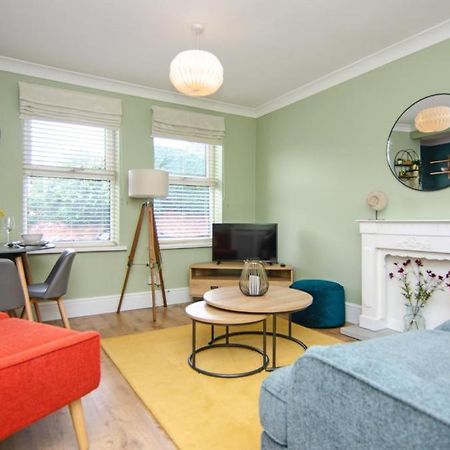 Cosy Lichfield Apartment Eksteriør bilde
