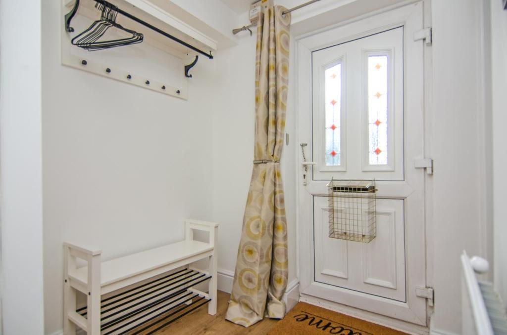 Cosy Lichfield Apartment Eksteriør bilde